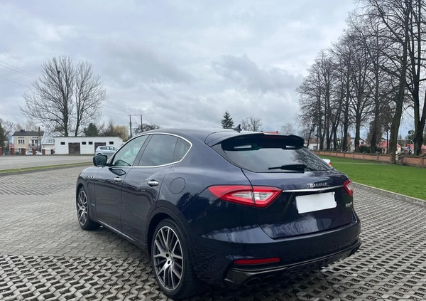 Maserati Levante cena 265000 przebieg: 80130, rok produkcji 2019 z Ryki małe 781